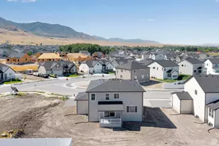 2065 E Burger St, Lake Point, UT 84074 - Photo 31