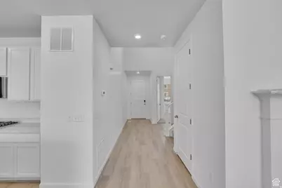 2065 E Burger St #1247, Lake Point, UT 84074 - Photo 25