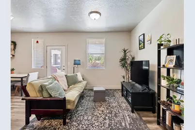130 7th St #C204, Ogden, UT 84404 - Photo 3