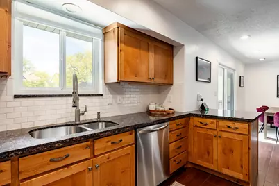 5586 S Jessieo Way, Salt Lake City, UT 84123 - Photo 15