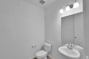2041 E Burger St, Lake Point, UT 84074 - Photo 27
