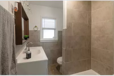 243 W 400 N, Orem, UT 84057 - Photo 11