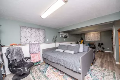 463 W 2125 N, Harrisville, UT 84414 - Photo 17