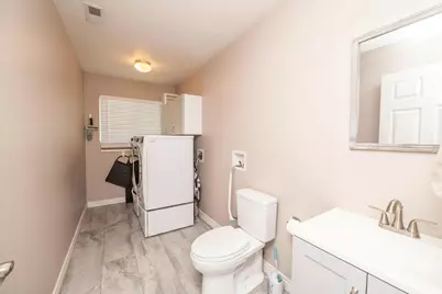 463 W 2125 N, Harrisville, UT 84414 - Photo 7