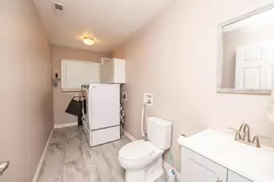 463 W 2125 N, Harrisville, UT 84414 - Photo 7