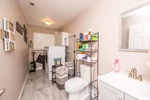 463 W 2125 N, Harrisville, UT 84414 - Photo 11