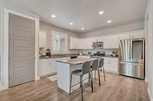 9553 S Alane Hollow Rd W, West Jordan, UT 84081 - Photo 5