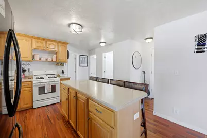934 N 400 E, Lehi, UT 84043 - Photo 13
