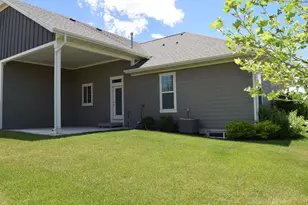 601 E Glenpoint Ct, Stansbury Park, UT 84074 - Photo 3