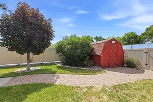 319 N 330 E, Orem, UT 84057 - Photo 37