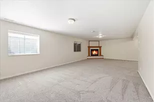 319 N 330 E, Orem, UT 84057 - Photo 27