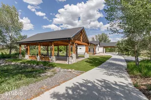 1188 S Old Trappers Loop Rd, Huntsville, UT 84317 - Photo 3