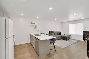 1112 E Quarterdeck Way, Saratoga Springs, UT 84045 - Photo 7