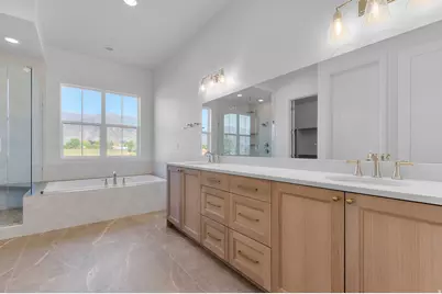461 W Summit Ln, Kaysville, UT 84037 - Photo 23