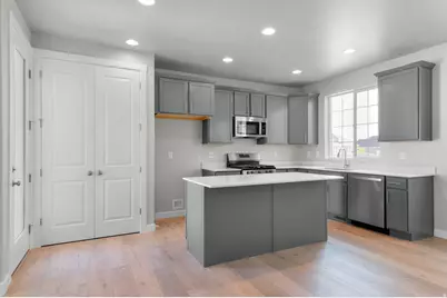1043 W Sparrow Way, Stansbury Park, UT 84074 - Photo 11