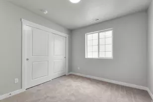 1043 W Sparrow Wy, Stansbury Park, UT 84074 - Photo 17