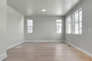 1043 W Sparrow Wy, Stansbury Park, UT 84074 - Photo 9