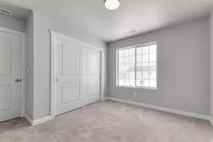 1043 W Sparrow Wy, Stansbury Park, UT 84074 - Photo 15