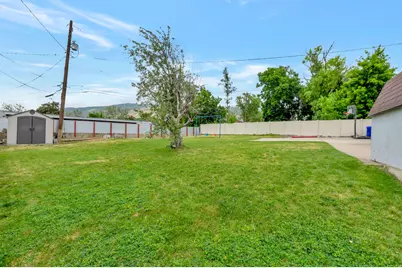 447 E 550 S, Bountiful, UT 84010 - Photo 23