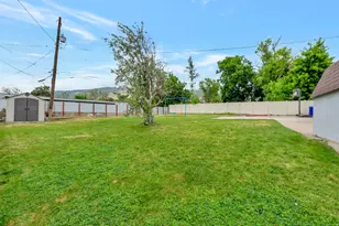 447 E 550 S, Bountiful, UT 84010 - Photo 23