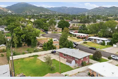 447 E 550 S, Bountiful, UT 84010 - Photo 33