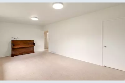447 E 550 S, Bountiful, UT 84010 - Photo 3