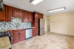 447 E 550 S, Bountiful, UT 84010 - Photo 9