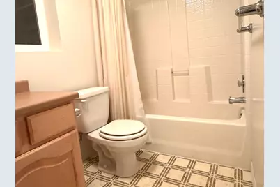 4602 S Hathaway Dr E, Roy, UT 84067 - Photo 41