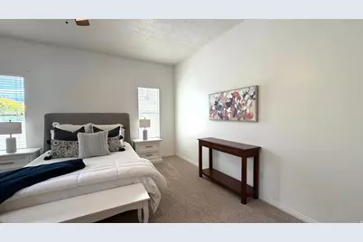 4602 S Hathaway Dr E, Roy, UT 84067 - Photo 23