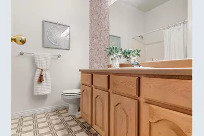 4602 S Hathaway Dr E, Roy, UT 84067 - Photo 27