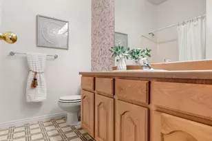 4602 S Hathaway Dr E, Roy, UT 84067 - Photo 27