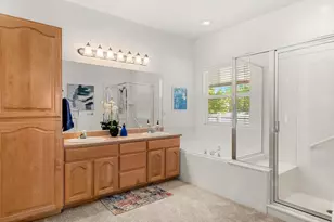 4602 S Hathaway Dr E, Roy, UT 84067 - Photo 25