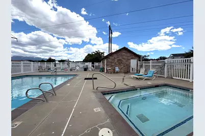 4602 S Hathaway Dr E, Roy, UT 84067 - Photo 61