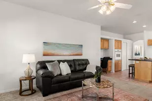 4602 S Hathaway Dr E, Roy, UT 84067 - Photo 17