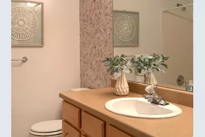 4602 S Hathaway Dr E, Roy, UT 84067 - Photo 29