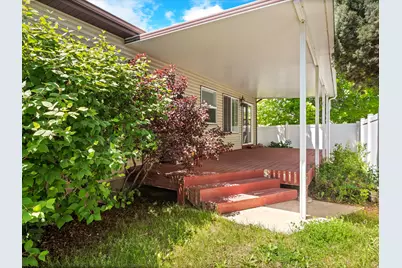4602 S Hathaway Dr E, Roy, UT 84067 - Photo 41
