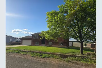 953 E 2850 S, Naples, UT 84078 - Photo 3
