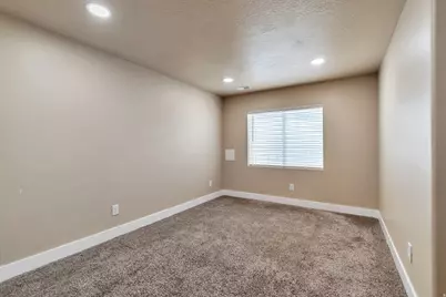 13038 S Tower Ridge Dr W, Riverton, UT 84065 - Photo 17