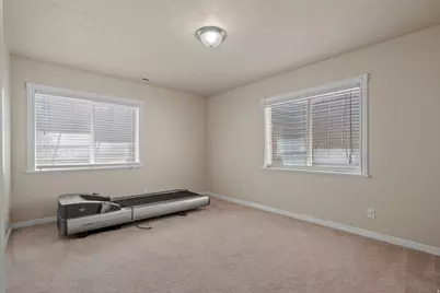 4615 W Aire Dr S, West Jordan, UT 84088 - Photo 27