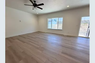 99 S 940 E, Santaquin, UT 84655 - Photo 5