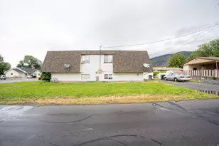 1347 S 400 E, Springville, UT 84663 - Photo 3