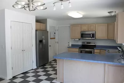 2708 S Main St, Nibley, UT 84321 - Photo 3