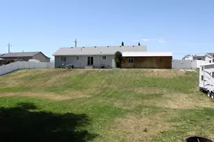 2708 S Main St, Nibley, UT 84321 - Photo 15