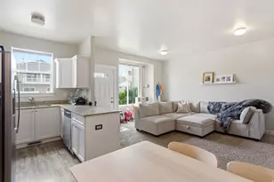 1792 E Skyline Dr, Eagle Mountain, UT 84005 - Photo 9