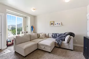 1792 E Skyline Dr, Eagle Mountain, UT 84005 - Photo 7