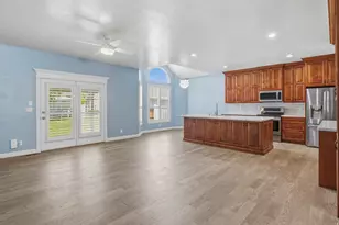 1092 W Tithing Hill Pl S, Riverton, UT 84065 - Photo 3
