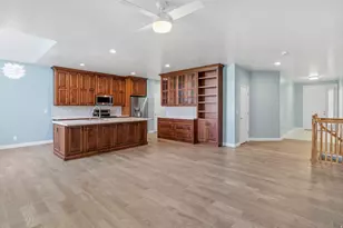 1092 W Tithing Hill Pl S, Riverton, UT 84065 - Photo 11