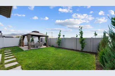 142 S Copper Canyon Ln, Saratoga Springs, UT 84045 - Photo 27