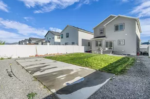 1318 Pamela St, Eagle Mountain, UT 84005 - Photo 31