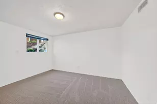 3006 N Indian Hills Dr E, Provo, UT 84604 - Photo 29